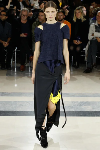 Look 35